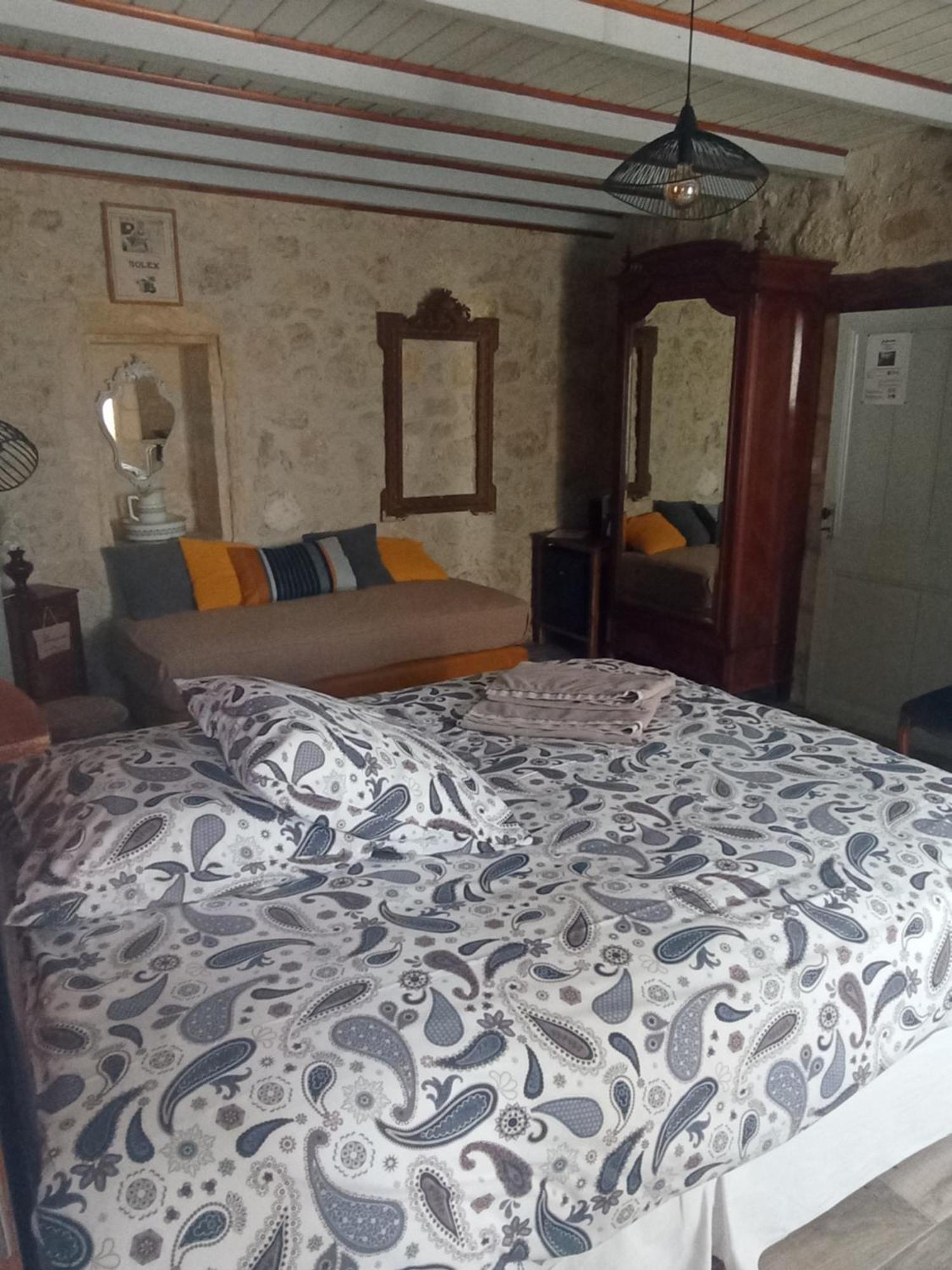 La Girondine Bed & Breakfast Galgon Eksteriør bilde